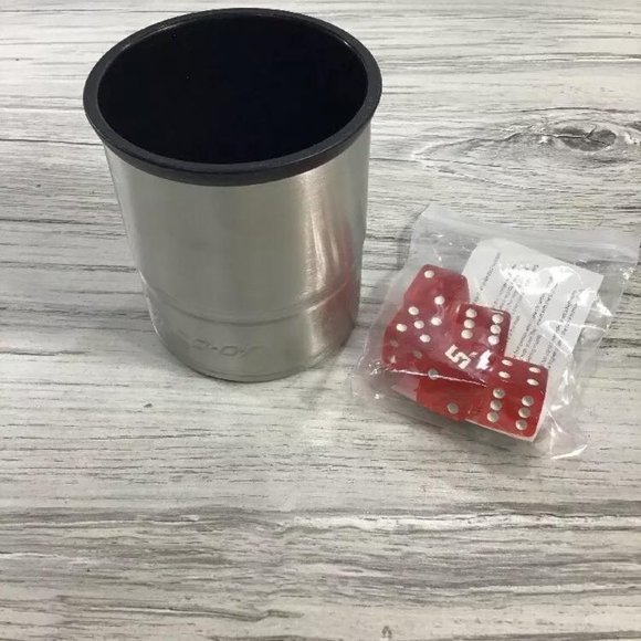 NEW SNAP-ON TOOLS DICE CUP WITH 5 RED DICE SOCKET DESIGN GAME - Picture 2 of 4